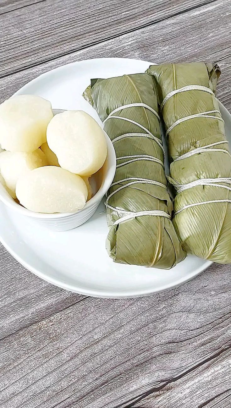 Chikwange - Pâte de manioc cuite dans des feuilles, spécialité traditionnelle