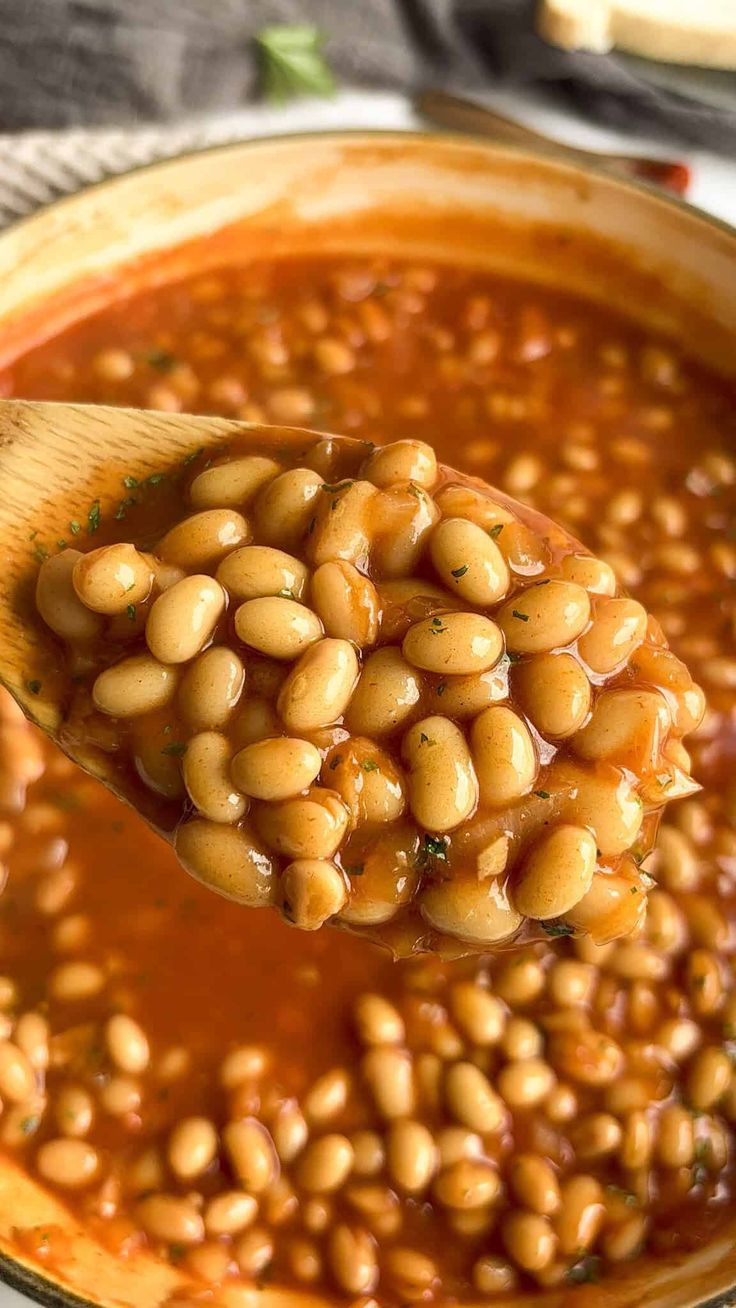 Madesu - Haricots rouges mijotés avec oignons, tomates et huile de palme